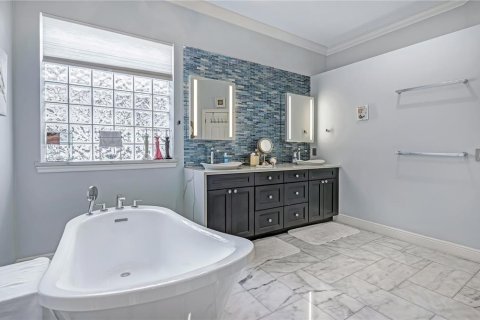 Villa ou maison à vendre à Belle Isle, Floride: 5 chambres, 322.74 m2 № 2285238 - photo 19