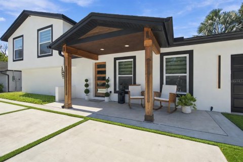 Villa ou maison à vendre à Tampa, Floride: 4 chambres, 185.25 m2 № 2430571 - photo 5