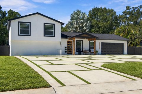 Villa ou maison à vendre à Tampa, Floride: 4 chambres, 185.25 m2 № 2430571 - photo 8