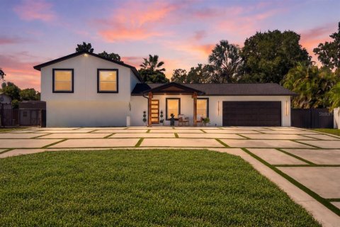 Villa ou maison à vendre à Tampa, Floride: 4 chambres, 185.25 m2 № 2430571 - photo 2