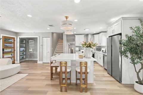 Villa ou maison à vendre à Tampa, Floride: 4 chambres, 185.25 m2 № 2430571 - photo 28