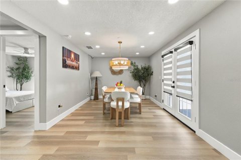 Villa ou maison à vendre à Tampa, Floride: 4 chambres, 185.25 m2 № 2430571 - photo 30