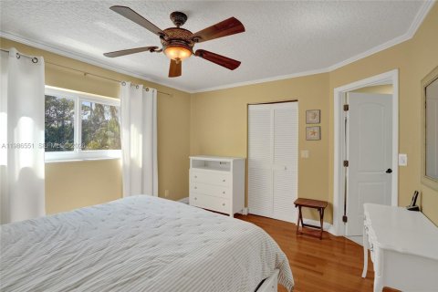 Casa en venta en Dania Beach, Florida, 3 dormitorios, 128.95 m2 № 2048358 - foto 13