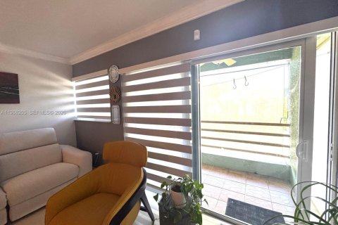 Condominio en venta en Miami, Florida, 2 dormitorios, 93.74 m2 № 2029526 - foto 28