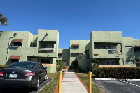 Condominio en venta en Miami, Florida, 2 dormitorios, 93.74 m2 № 2029526 - foto 5