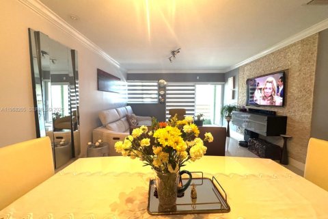 Condominio en venta en Miami, Florida, 2 dormitorios, 93.74 m2 № 2029526 - foto 24