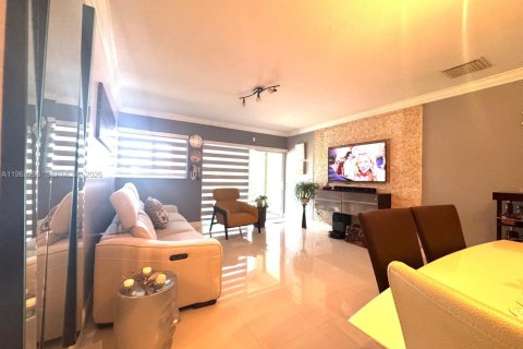 Condominio en venta en Miami, Florida, 2 dormitorios, 93.74 m2 № 2029526 - foto 25