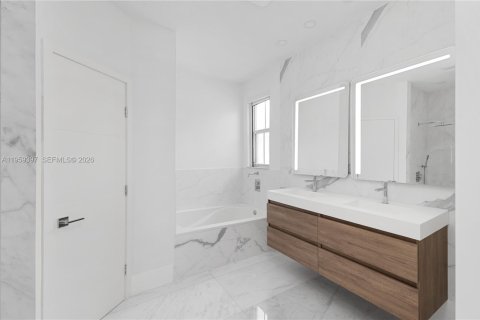 Villa ou maison à vendre à Doral, Floride: 4 chambres, 199.18 m2 № 2025859 - photo 25