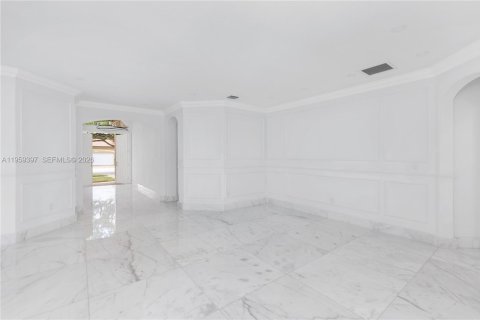 Villa ou maison à vendre à Doral, Floride: 4 chambres, 199.18 m2 № 2025859 - photo 7