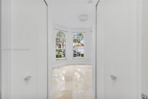 Villa ou maison à vendre à Doral, Floride: 4 chambres, 199.18 m2 № 2025859 - photo 20