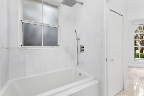 Villa ou maison à vendre à Doral, Floride: 4 chambres, 199.18 m2 № 2025859 - photo 19