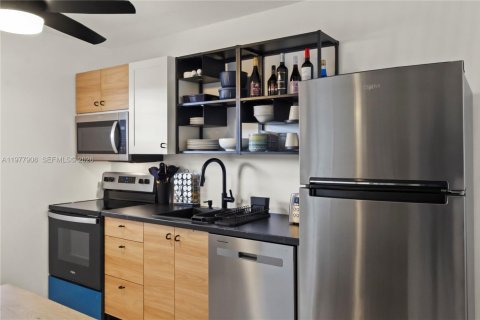 Купить кондоминиум в Лодердейл-Лейкс, Флорида 1 спальня, 71.35м2, № 2043410 - фото 4