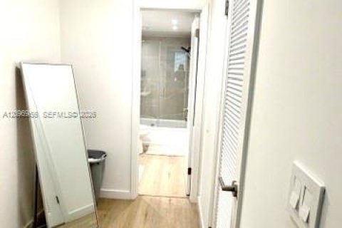 Copropriété à vendre à Pembroke Pines, Floride: 1 chambre, 74.32 m2 № 2392551 - photo 6