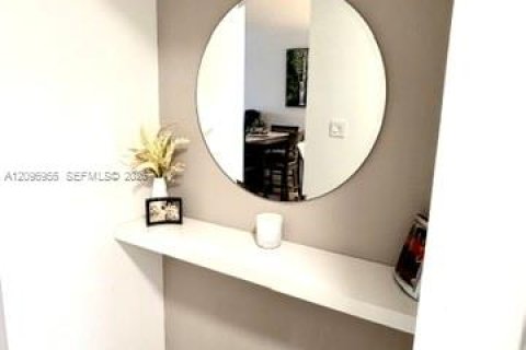 Copropriété à vendre à Pembroke Pines, Floride: 1 chambre, 74.32 m2 № 2392551 - photo 7