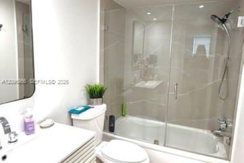 Copropriété à vendre à Pembroke Pines, Floride: 1 chambre, 74.32 m2 № 2392551 - photo 3