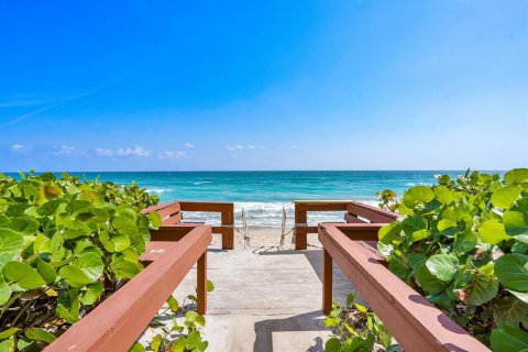 Condo in Riviera Beach, Florida, 2 bedrooms  № 2190837 - photo 5
