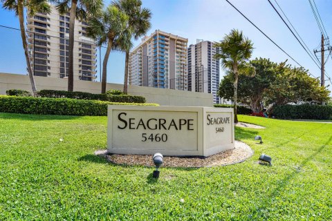 Condo in Riviera Beach, Florida, 2 bedrooms  № 2190837 - photo 7