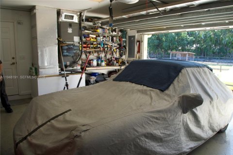 Casa en venta en Loxahatchee Groves, Florida, 4 dormitorios, 336.68 m2 № 2054385 - foto 29