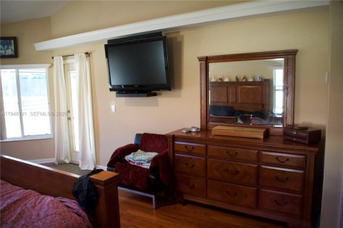 Casa en venta en Loxahatchee Groves, Florida, 4 dormitorios, 336.68 m2 № 2054385 - foto 16