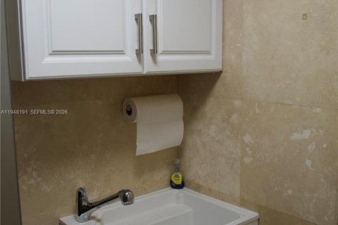 Casa en venta en Loxahatchee Groves, Florida, 4 dormitorios, 336.68 m2 № 2054385 - foto 28