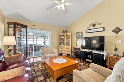 Villa ou maison à vendre à Davenport, Floride: 2 chambres, 95.22 m2 № 2388635 - photo 30