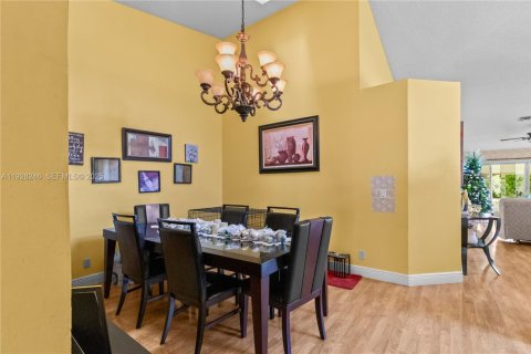 Villa ou maison à louer à Margate, Floride: 3 chambres, 129.6 m2 № 1988305 - photo 10