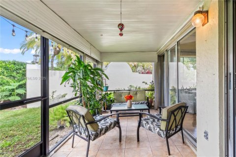 Villa ou maison à louer à Margate, Floride: 3 chambres, 129.6 m2 № 1988305 - photo 12