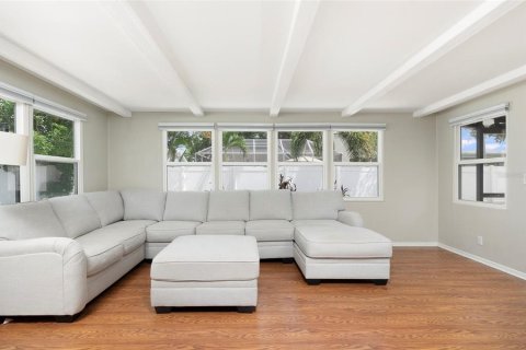 Casa en venta en Saint Petersburg, Florida, 3 dormitorios, 143.16 m2 № 2199973 - foto 16