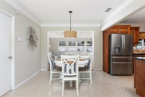 Casa en venta en Saint Petersburg, Florida, 3 dormitorios, 143.16 m2 № 2199973 - foto 12