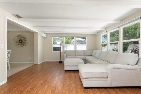 Casa en venta en Saint Petersburg, Florida, 3 dormitorios, 143.16 m2 № 2199973 - foto 18