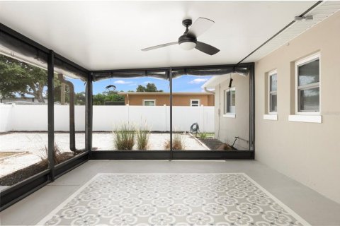 Casa en venta en Saint Petersburg, Florida, 3 dormitorios, 143.16 m2 № 2199973 - foto 19