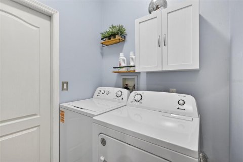 Casa en venta en Odessa, Florida, 3 dormitorios, 238.2 m2 № 1815003 - foto 19