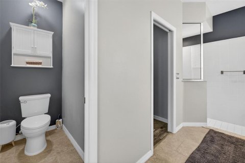 Casa en venta en Odessa, Florida, 3 dormitorios, 238.2 m2 № 1815003 - foto 28