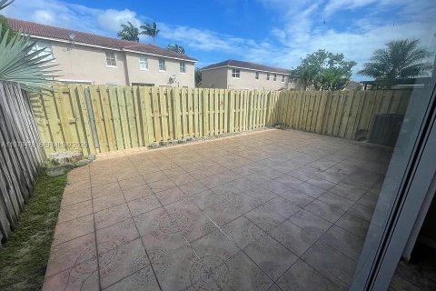 Touwnhouse à louer à Homestead, Floride: 4 chambres, 170.66 m2 № 2050327 - photo 20