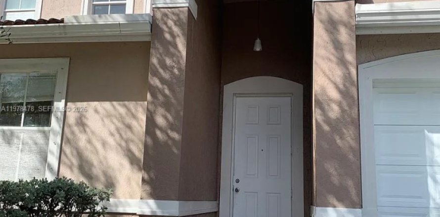 Touwnhouse à Homestead, Floride 4 chambres, 170.66 m2 № 2050327