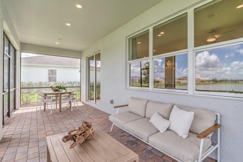 House in Venice, Florida 5 bedrooms, 268.86 sq.m. № 1651064 - photo 30