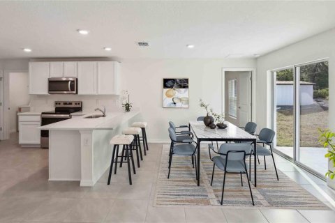 House in Wildwood, Florida 3 bedrooms, 130.81 sq.m. № 1883713 - photo 3