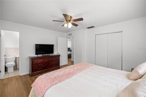 Casa en venta en Ocala, Florida, 3 dormitorios, 164.34 m2 № 1900017 - foto 10