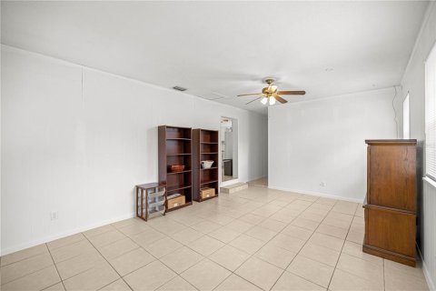 Casa en venta en Ocala, Florida, 3 dormitorios, 164.34 m2 № 1900017 - foto 18