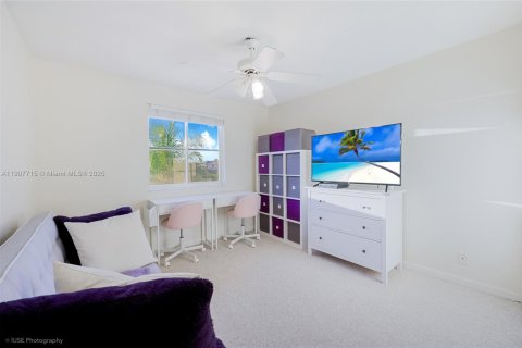 Купить виллу или дом в Уэстон, Флорида 5 спален, 235.6м2, № 1967662 - фото 19