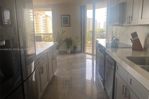 Copropriété à vendre à Aventura, Floride: 2 chambres, 139.35 m2 № 1999536 - photo 14