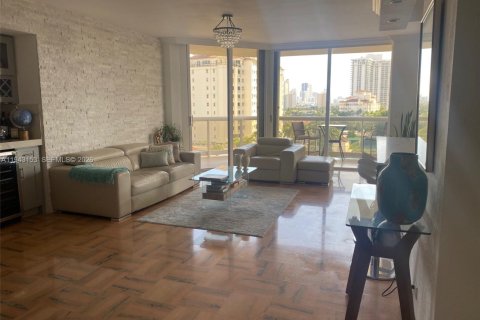 Copropriété à vendre à Aventura, Floride: 2 chambres, 139.35 m2 № 1999536 - photo 18