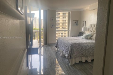 Copropriété à vendre à Aventura, Floride: 2 chambres, 139.35 m2 № 1999536 - photo 30