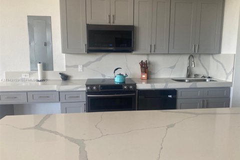 Copropriété à vendre à Aventura, Floride: 2 chambres, 139.35 m2 № 1999536 - photo 13