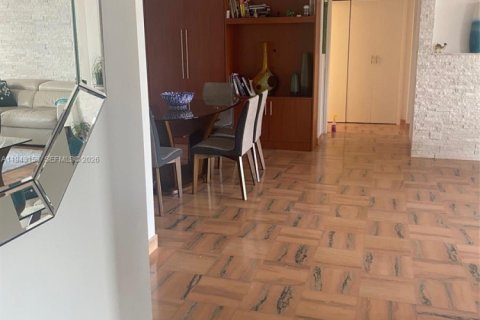 Copropriété à vendre à Aventura, Floride: 2 chambres, 139.35 m2 № 1999536 - photo 24