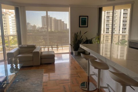 Copropriété à vendre à Aventura, Floride: 2 chambres, 139.35 m2 № 1999536 - photo 21