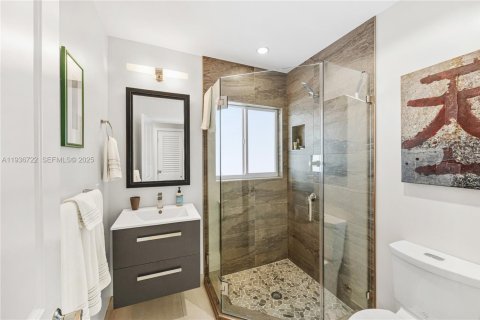 House in Fort Lauderdale, Florida 3 bedrooms, 182.74 sq.m. № 1994632 - photo 22