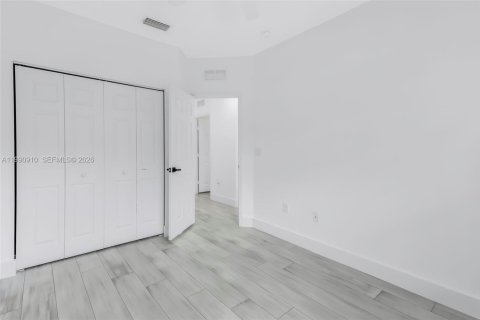 Townhouse in Miramar, Florida 3 bedrooms, 143.91 sq.m. № 2056890 - photo 17