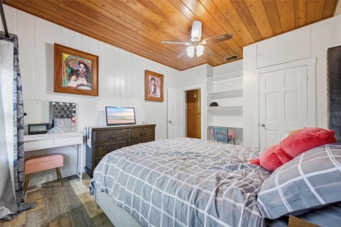 Casa en venta en Tarpon Springs, Florida, 6 dormitorios, 346.53 m2 № 2209659 - foto 29