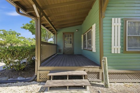 Casa en venta en Tarpon Springs, Florida, 6 dormitorios, 346.53 m2 № 2209659 - foto 19